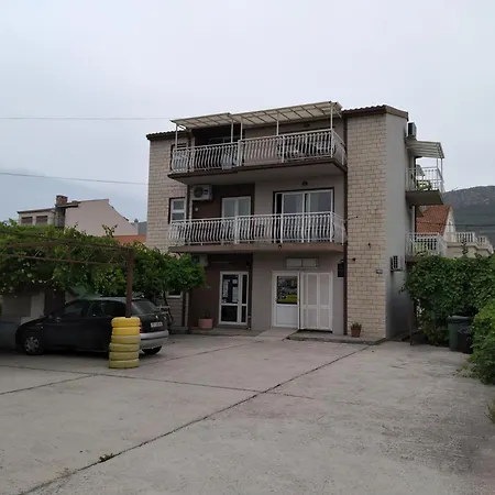 Apartament Paula&jo Kaštela